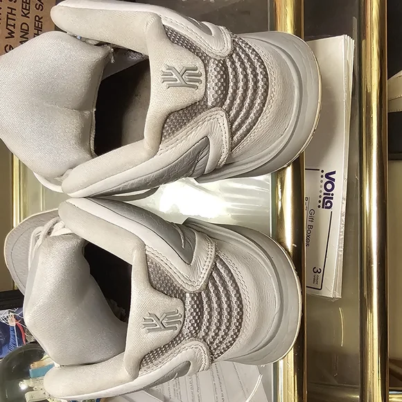 Gray Kyrie Irving Shoes - Picture 4 of 6